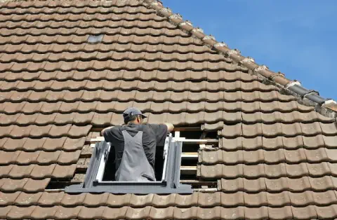 Pose de velux - Ahuillé